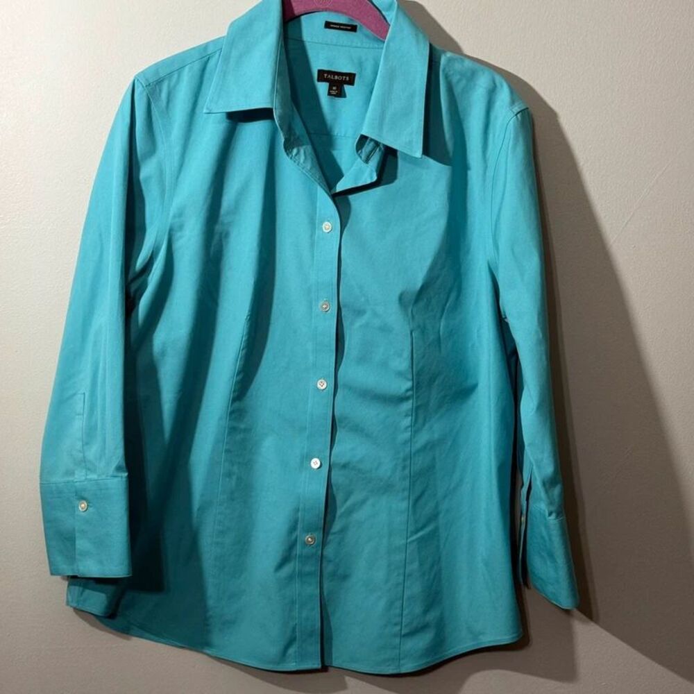 Talbots Wrinkle Resistant Turquoise Button Down Shirt - Size 10